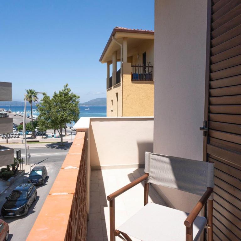 La Casa del Porto - Deluxe Double Room with Balcony and Sea View - 23