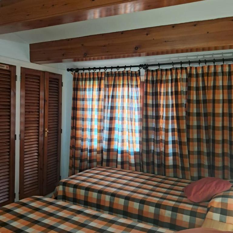 Llar Montagut - Casa - 46