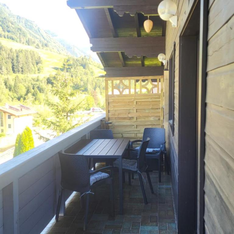 Alpenzeit Apartments - Apartment mit Balkon - 2