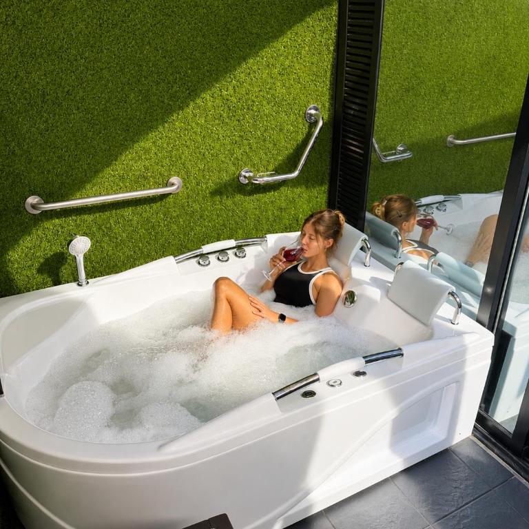 Loft La Matea Premium Jacuzzi Privado - One-Bedroom Apartment with Rooftop Spa Bath - 69