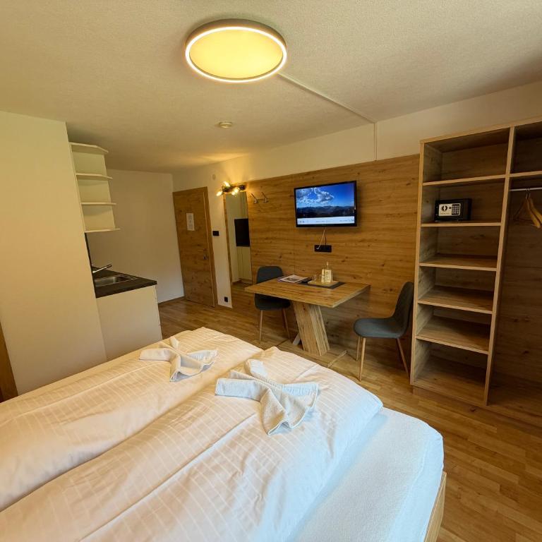 Appartement Pension Sankt Sebastian Premium Summercard including - Studio mit Balkon - 1
