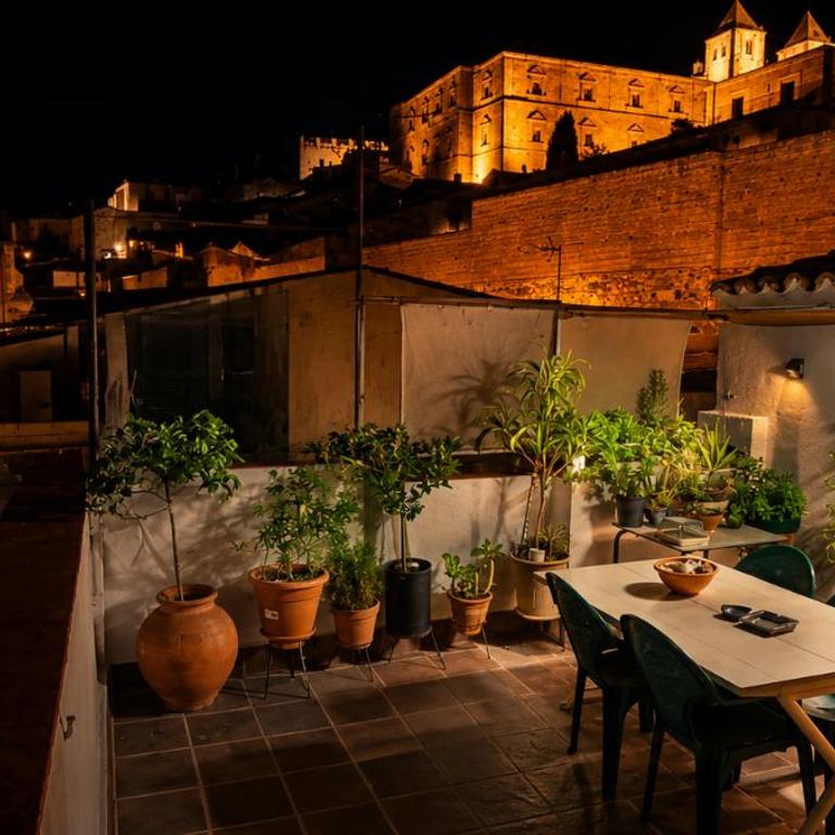 Apartamento Turístico MURALLA DE CÁCERES AT-CC-00601 - Apartamento de 3 dormitorios - 1