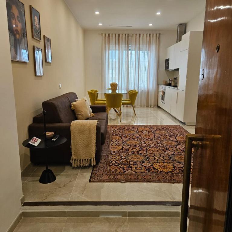 L'Imperatrice - Appartamento con 2 Camere da Letto - 1