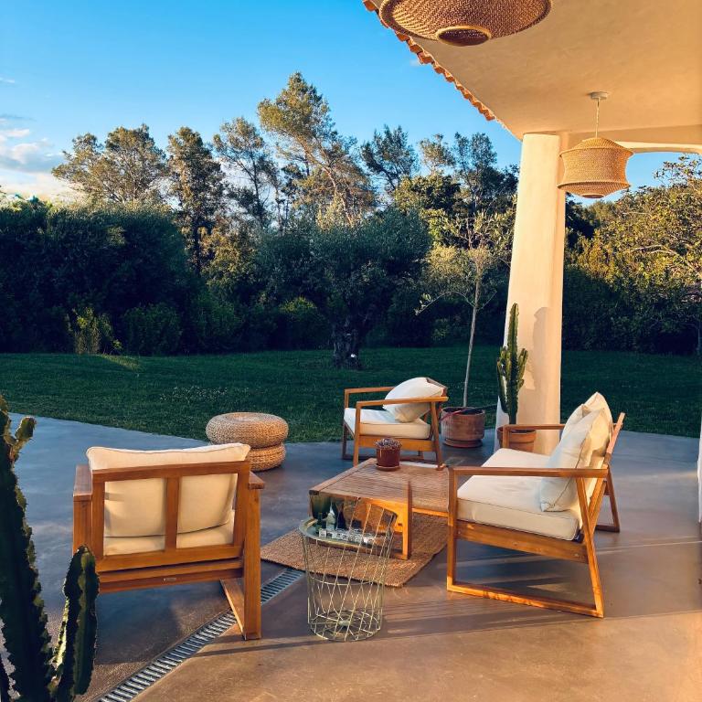 Outstanding Mediterranean Home with Swimming Pool - Villa avec Piscine Privée - 34