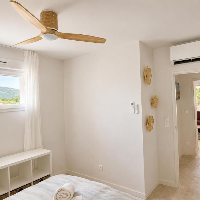 82m2 apartment 6 people terrace air conditioning parking - Two-Bedroom Apartment - 24