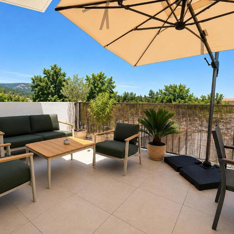 82m2 apartment 6 people terrace air conditioning parking - Two-Bedroom Apartment - 19