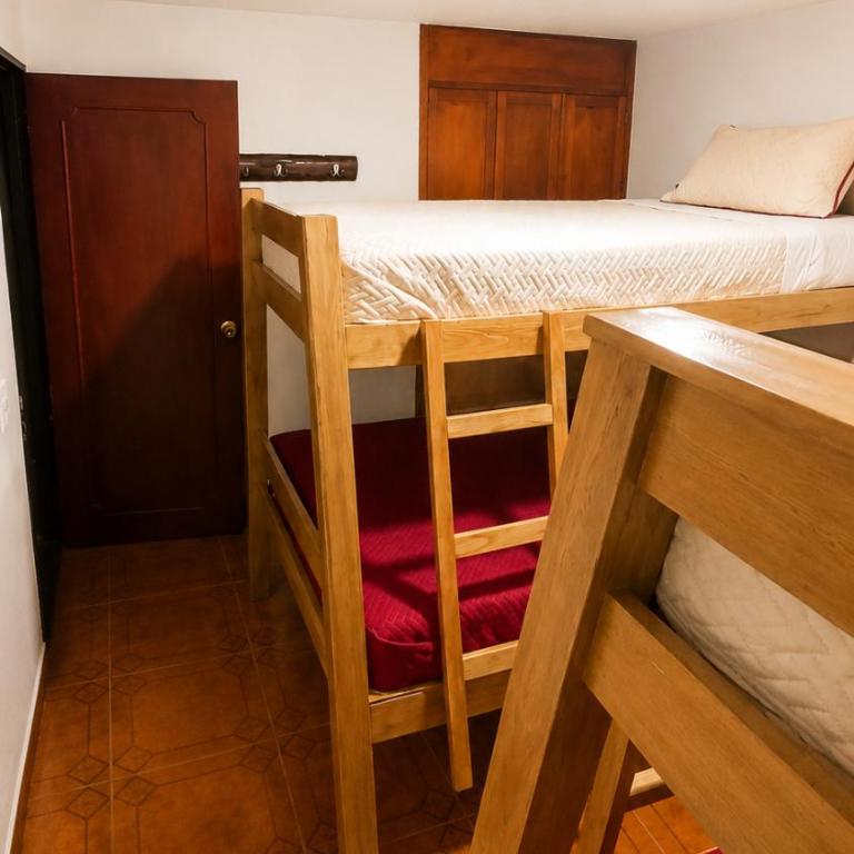 Morada Living Bello HomeStay - Habitación Familiar con baño - 8