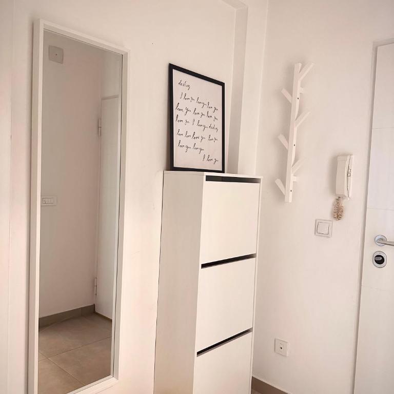 Central Suite - One-Bedroom Apartment - 5