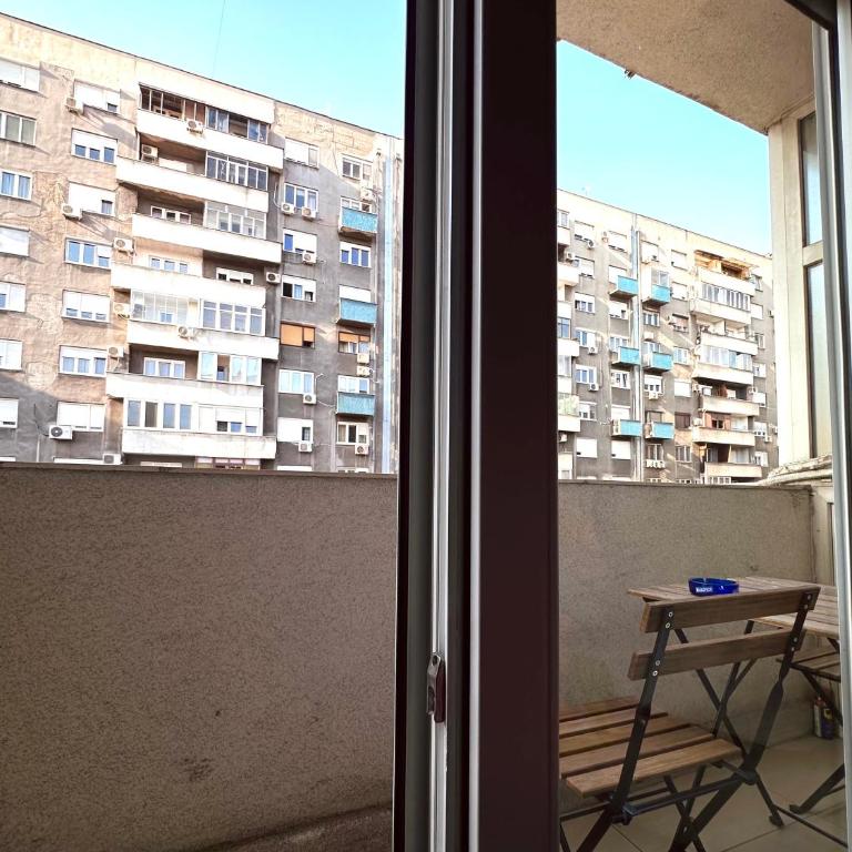 Central Suite - One-Bedroom Apartment - 10