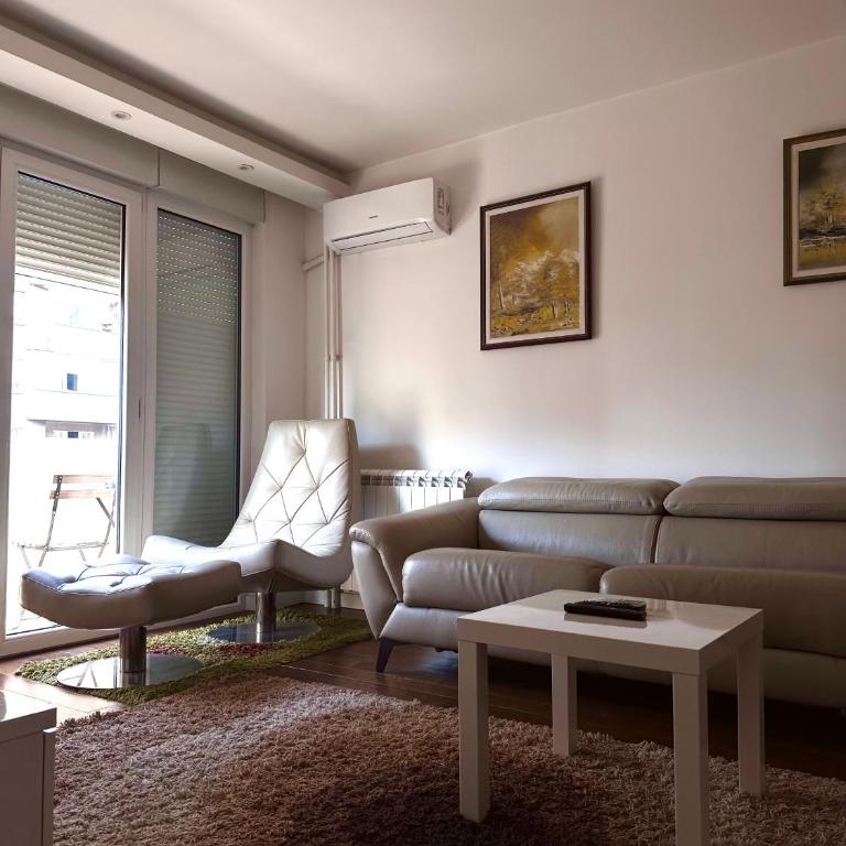 Central Suite - One-Bedroom Apartment - 1