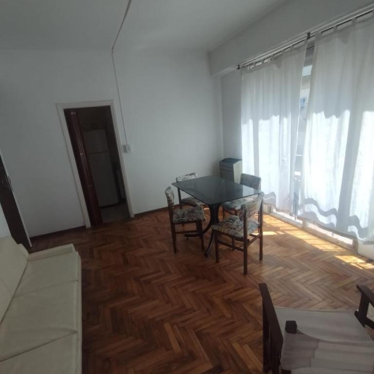 Colon 2169 - Apartamento de 1 dormitorio - 2