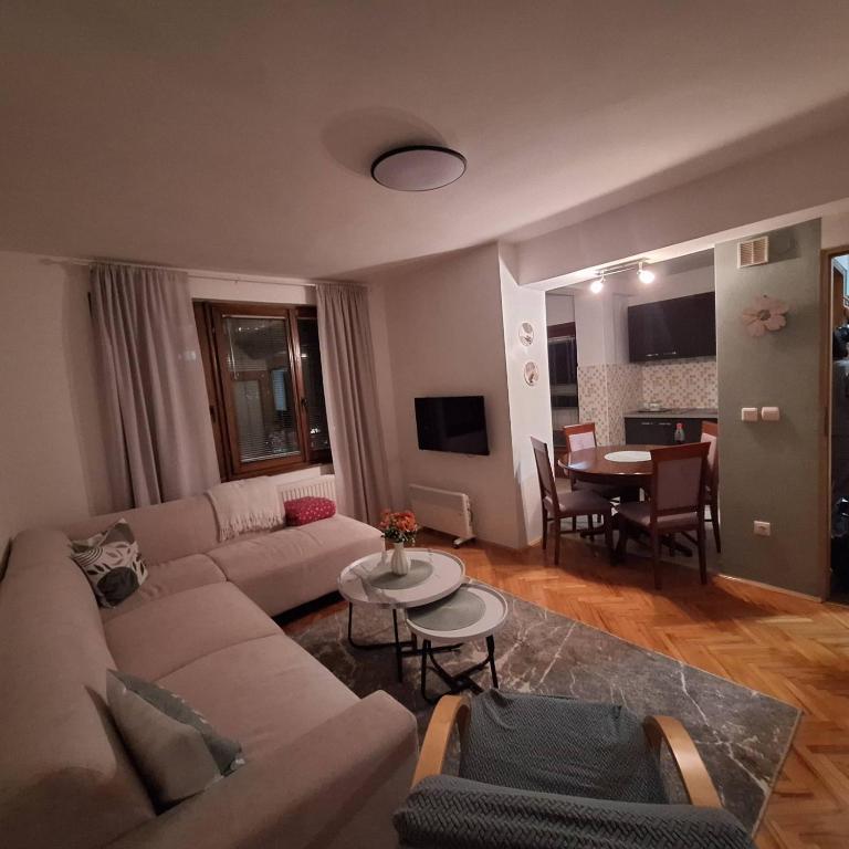 Apartman Sarajevo Zagrebačka - Apartman sa 2 Spavaće Sobe - 1
