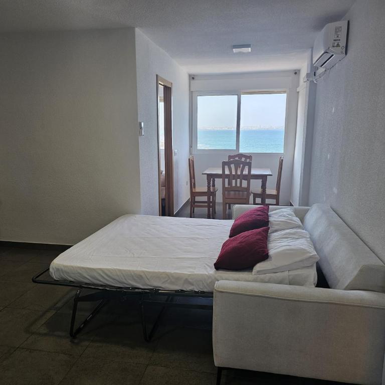 Arenales Beach Front 67 - One-Bedroom Apartment - 2