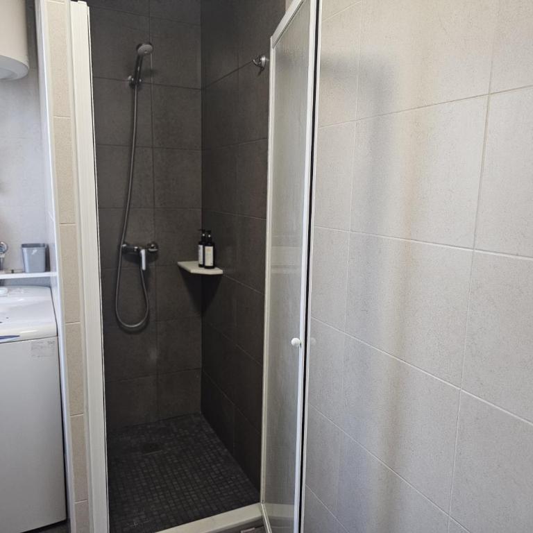 Arenales Beach Front 67 - One-Bedroom Apartment - 7