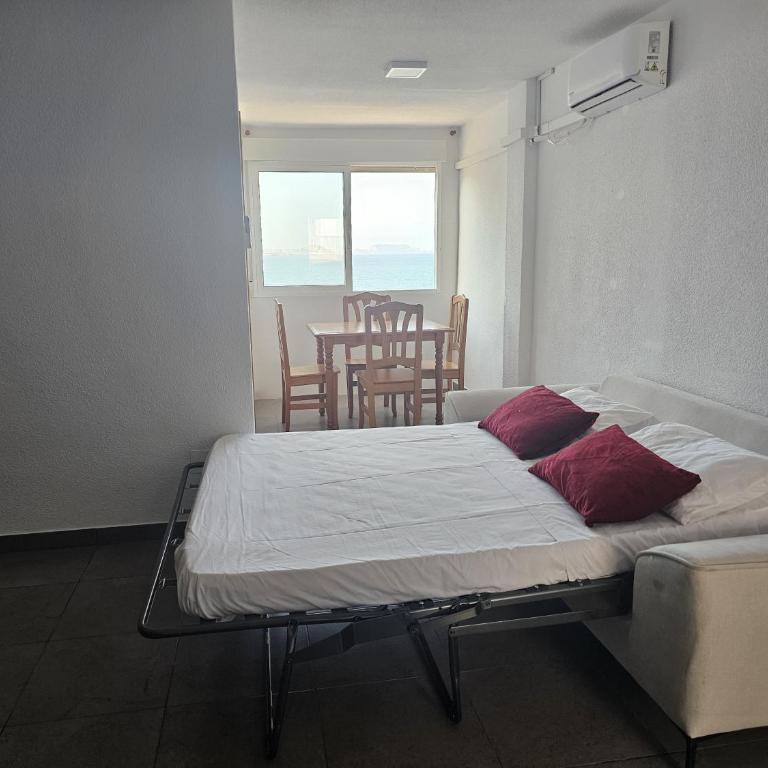 Arenales Beach Front 67 - One-Bedroom Apartment - 17