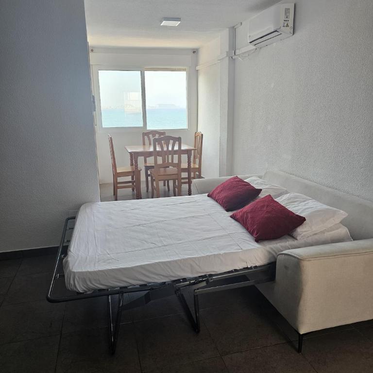 Arenales Beach Front 67 - One-Bedroom Apartment - 29