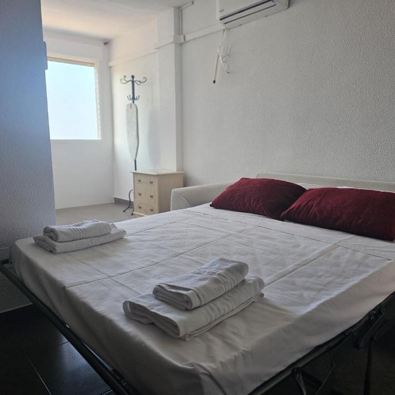 Arenales Beach Front 67 - One-Bedroom Apartment - 35