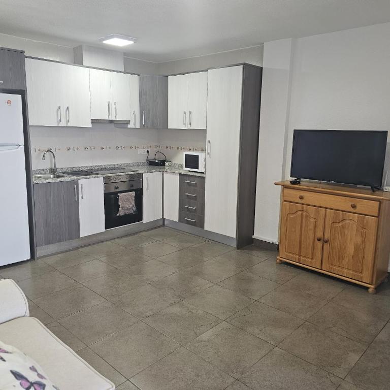 Arenales Beach Front 67 - One-Bedroom Apartment - 39
