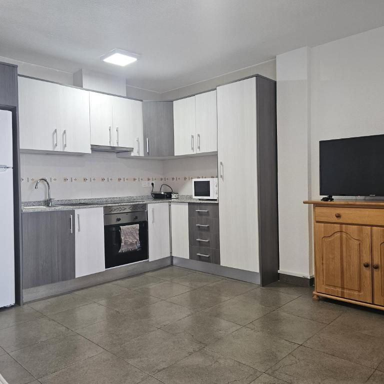 Arenales Beach Front 67 - One-Bedroom Apartment - 45