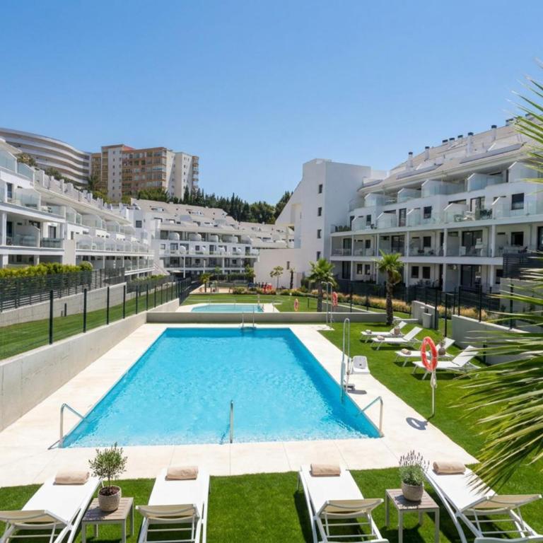 Med Hills Fuengirola 2BR Pool Views - Apartamento de 2 dormitorios con terraza - 7