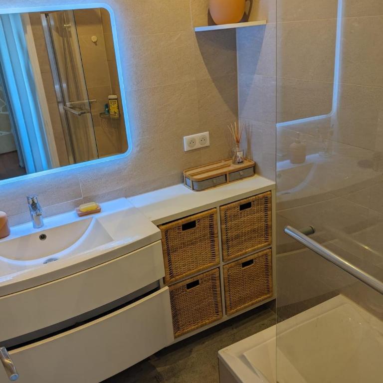 Appartement vue mer et montagne - Apartment mit 2 Schlafzimmern - 7