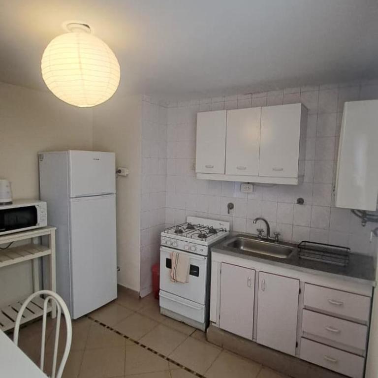 Departamento en excelente ubicación - Apartamento de 2 dormitorios - 4