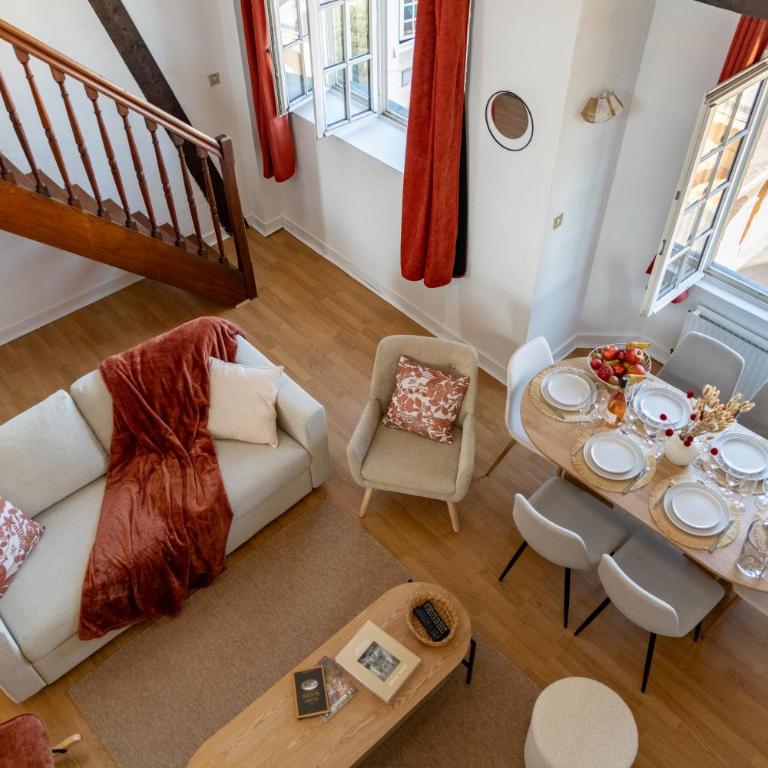Duplex de charme dans un Cloître historique Parking privé - Appartement 2 Chambres - Vue sur Ville - 12