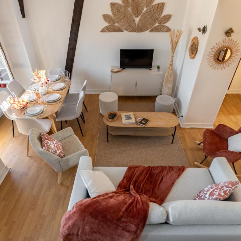 Duplex de charme dans un Cloître historique Parking privé - Appartement 2 Chambres - Vue sur Ville - 19