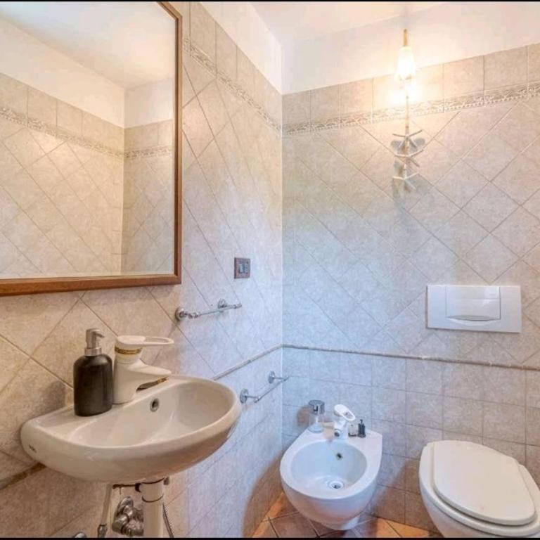La Corte di Reaglie - Camera Matrimoniale con Bagno in Comune - 4