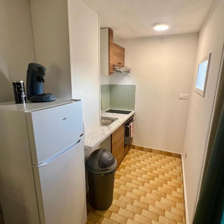 C19 Saint Loup - One-Bedroom Apartment - 3