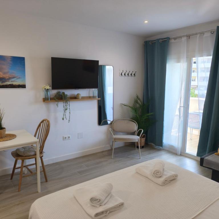 EL ESTUDIO DE LA PLAYA BENALBEACH Vistas al Mar - Studio Deluxe - 1