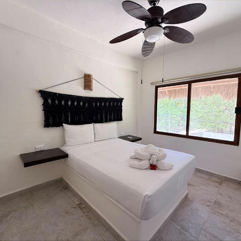 Paseo Kuka by ÓOL Hotels - Habitación Deluxe - 3