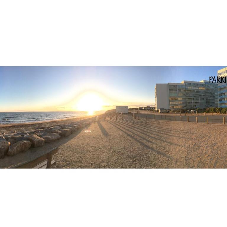 Charmant studio vue sur mer aux pieds de la plage - Appartement 1 Chambre - 2