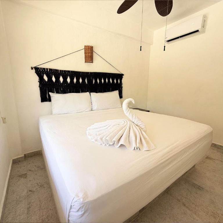 Paseo Kuka by ÓOL Hotels - Habitación Deluxe con cama extragrande - 3