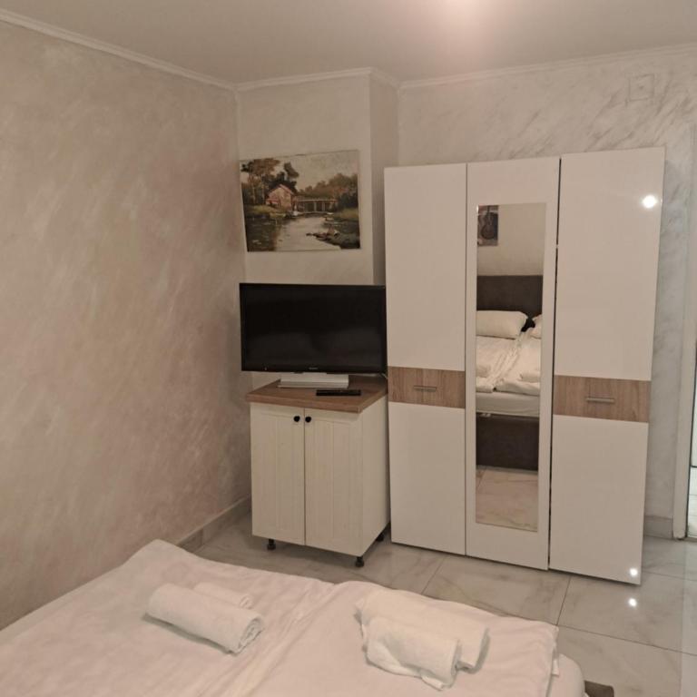 Apartments Petkovic - Apartman sa Terasom - 3