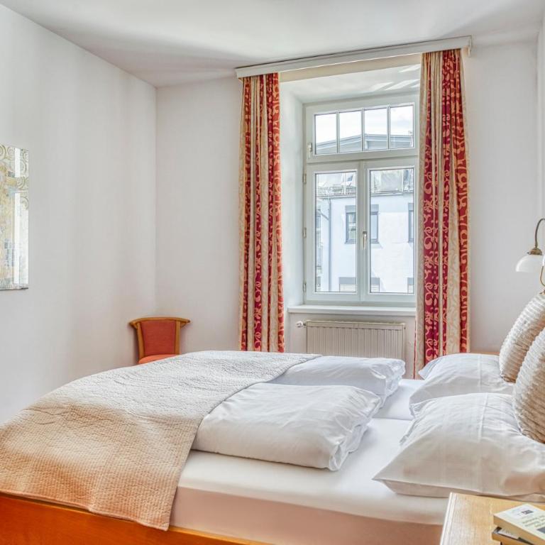 Romantik Residenz (Ferienwohnungen Hotel Im Weissen Rössl) - Dependance - Appartement 2 Chambres - 7