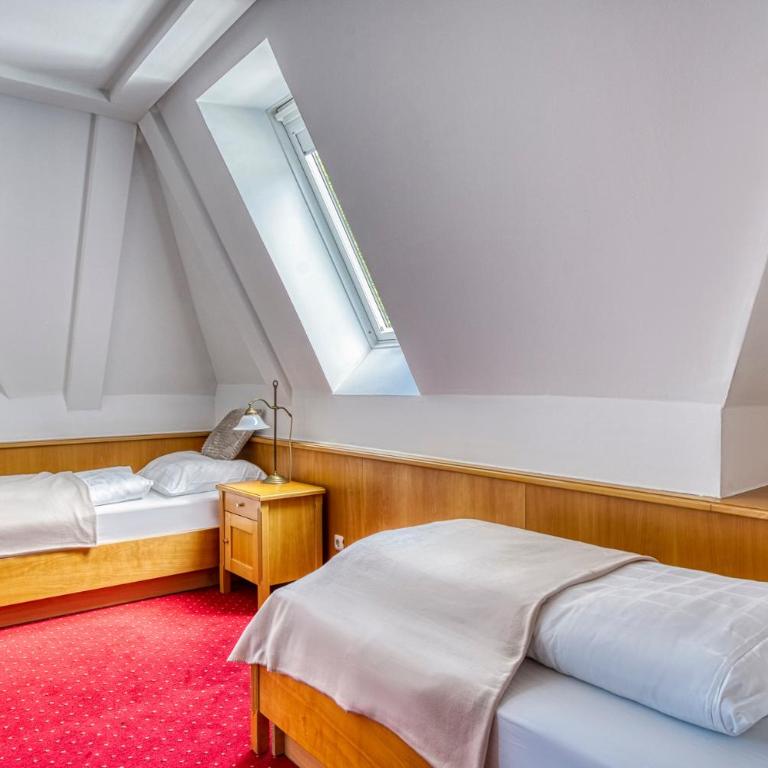 Romantik Residenz (Ferienwohnungen Hotel Im Weissen Rössl) - Dependance - Appartement 2 Chambres - 5