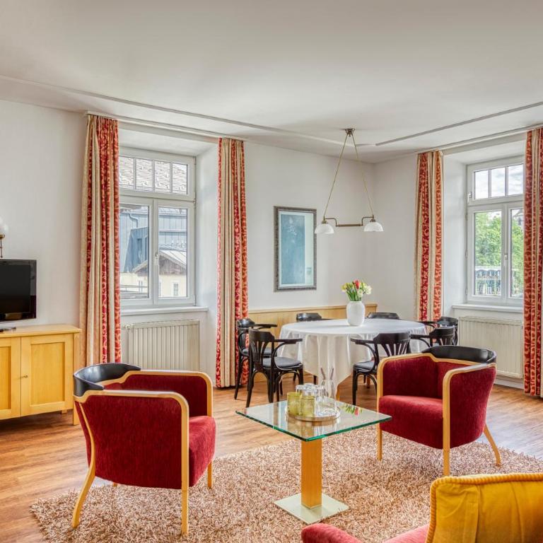 Romantik Residenz (Ferienwohnungen Hotel Im Weissen Rössl) - Dependance - Appartement 2 Chambres - 1