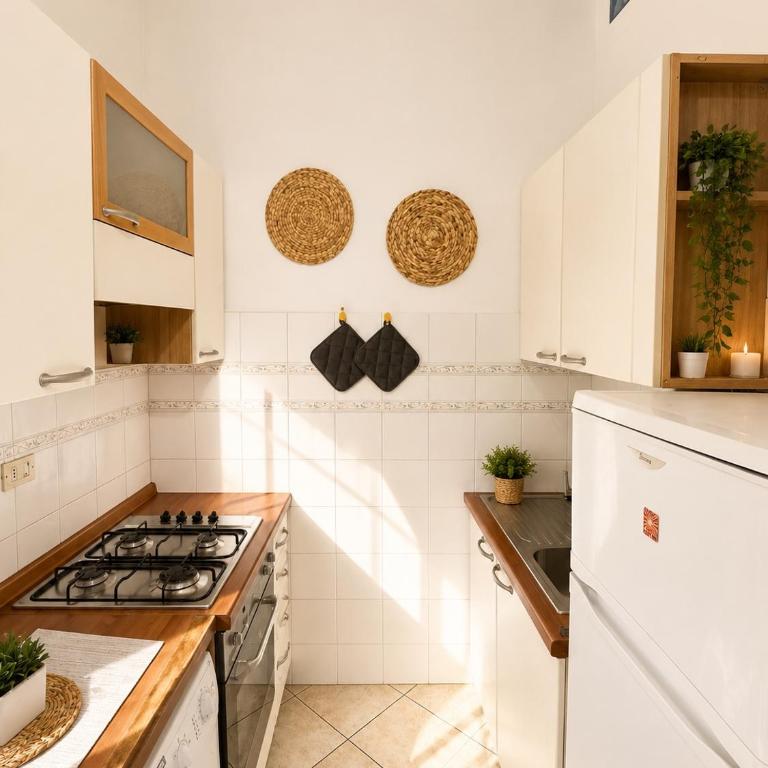 Design Loft near Porta Susa Netflix and Wi-Fi - One-Bedroom Apartment - 3