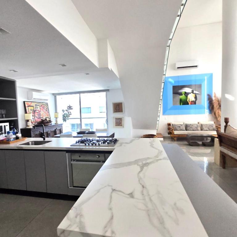 Duplex con Encanto Vista al Mar y Centro Historico - Two-Bedroom Apartment - 31