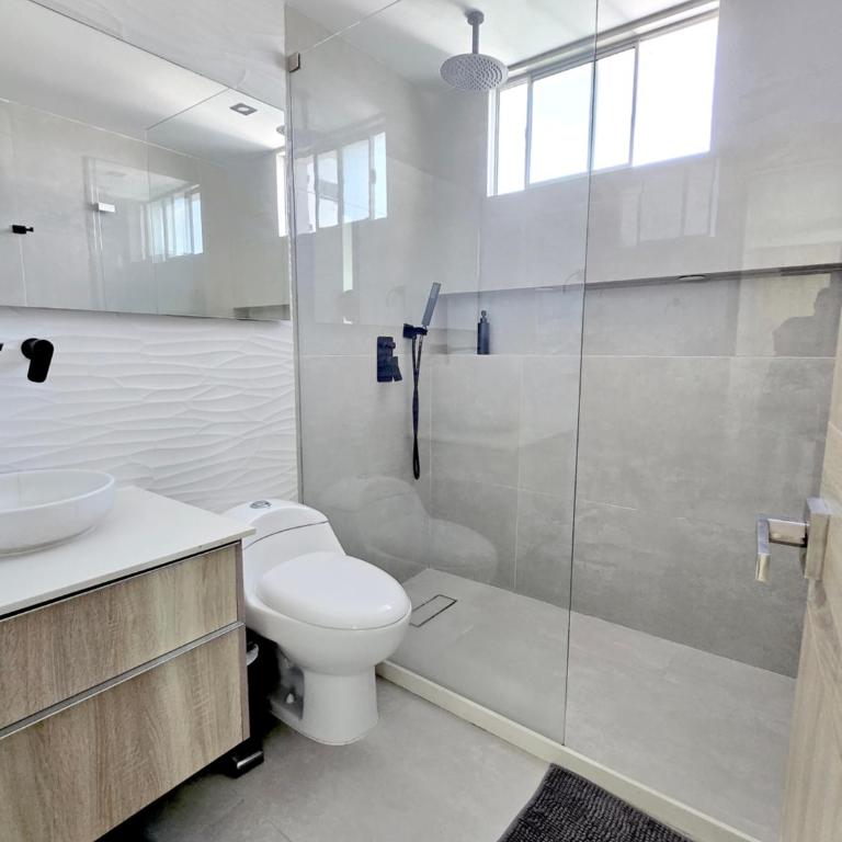 Duplex con Encanto Vista al Mar y Centro Historico - Two-Bedroom Apartment - 36