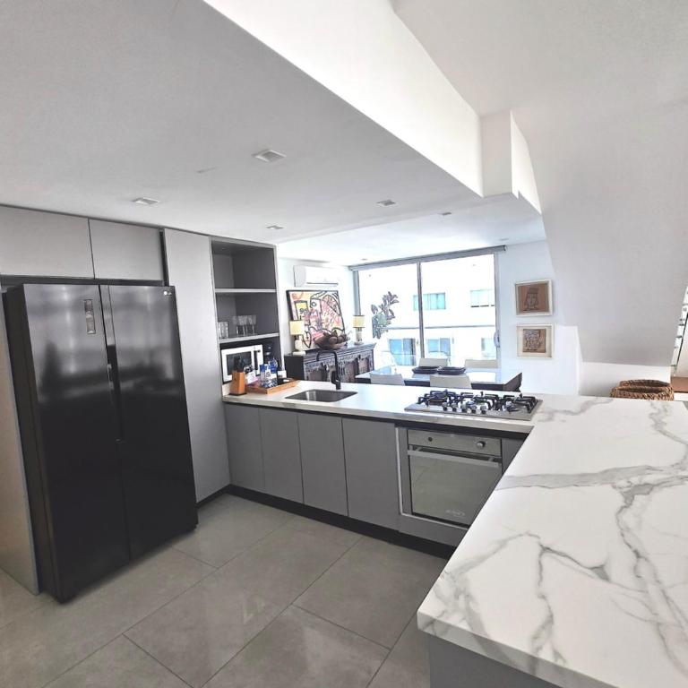 Duplex con Encanto Vista al Mar y Centro Historico - Two-Bedroom Apartment - 27