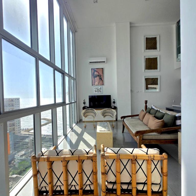 Duplex con Encanto Vista al Mar y Centro Historico - Two-Bedroom Apartment - 25
