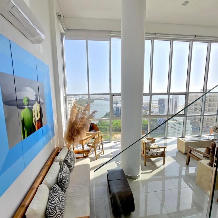 Duplex con Encanto Vista al Mar y Centro Historico - Two-Bedroom Apartment - 43