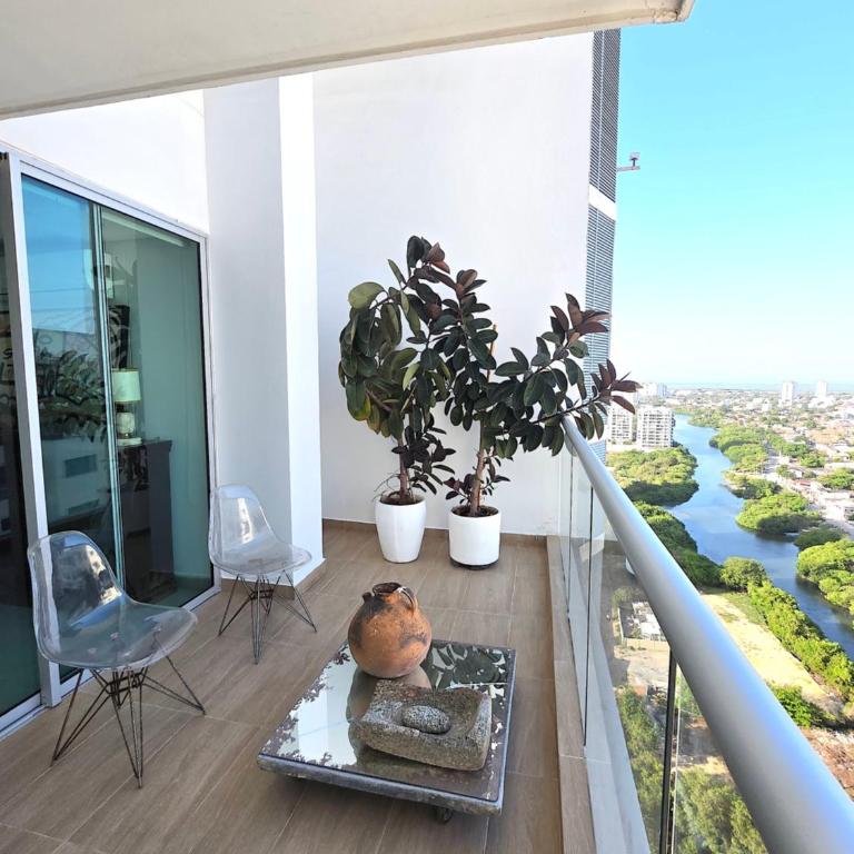 Duplex con Encanto Vista al Mar y Centro Historico - Two-Bedroom Apartment - 38