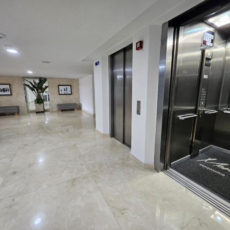 Duplex con Encanto Vista al Mar y Centro Historico - Two-Bedroom Apartment - 51