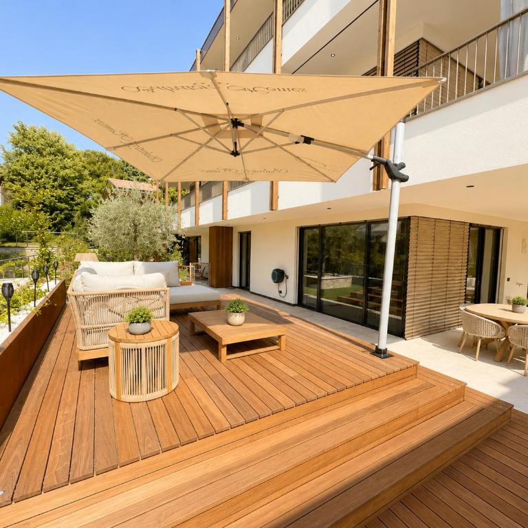 SalvatoreHomes - Casa Jasmina - Ultra Luxury Apartment in the Heart of Bardolino with Dream Garden & Direct Infinity Pool Access - Apartment mit 2 Schlafzimmern und Poolblick - 4
