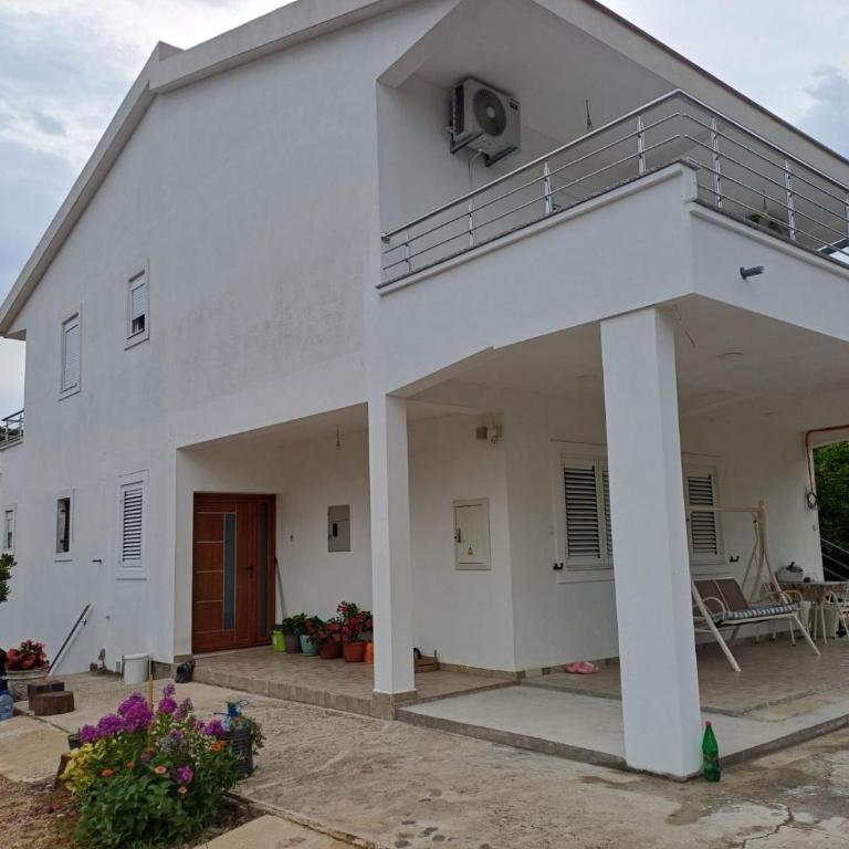 Apartments Ivana - Apartman sa Pogledom na Vrt - 1