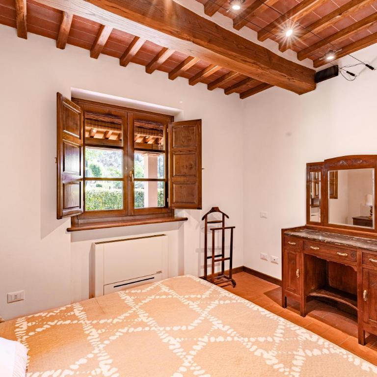Villa Vittoriano - Tuscan Villa for 7 with Jacuzzi - Happy Rentals - Villa mit Gartenblick - 9