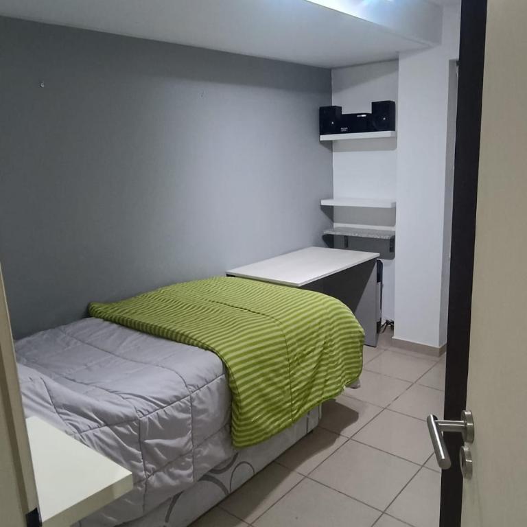 Departamento confortable en la Ciudad de Neuquén - Two-Bedroom Apartment - 9